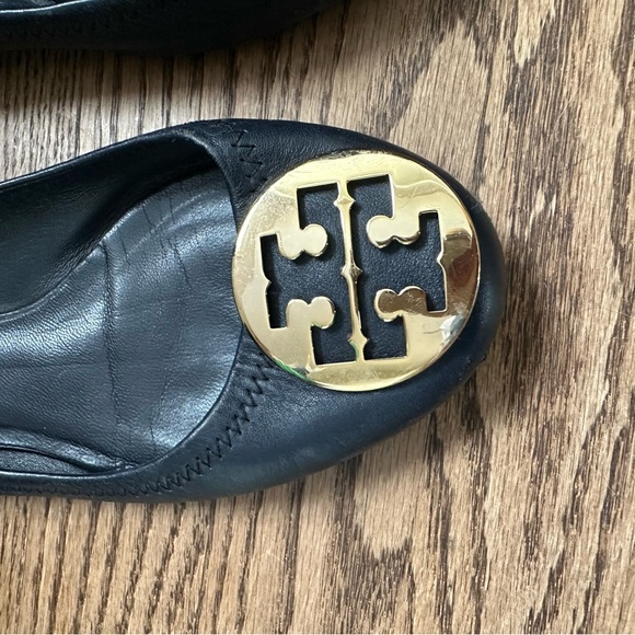 Souliers Tory Burch navy size 8.5 - Picture 3 of 5